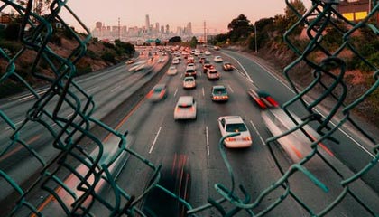 德甲交锋，霍芬海姆1-1平多特蒙德，双方各有精彩扑救