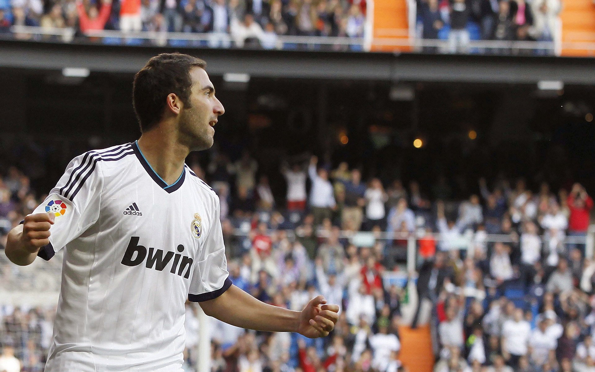 _巴黎女单冠军揭晓：新生代崛起，战火不断_，巴黎女球迷