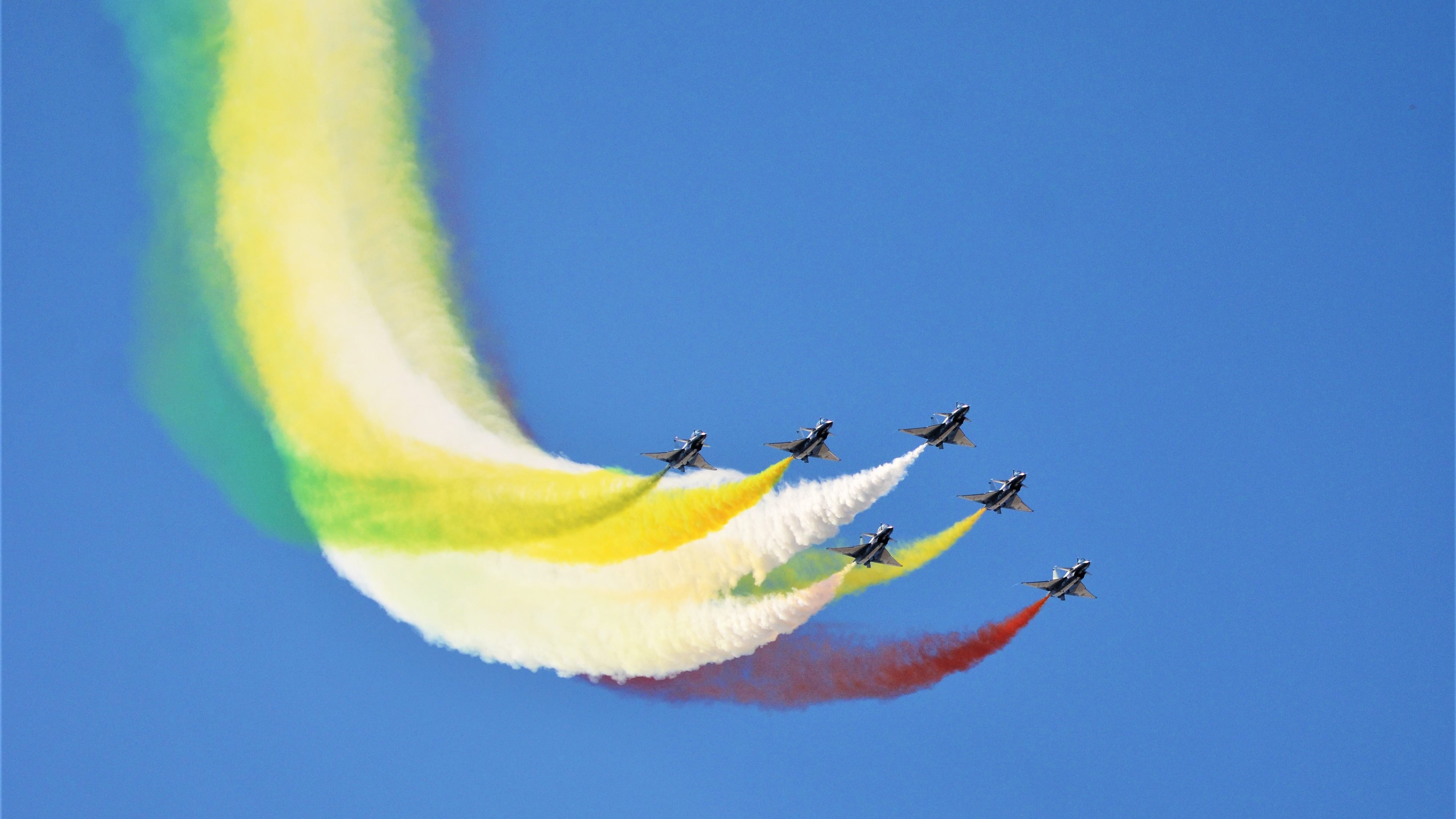 Aster新人多面手表现亮眼，astro手表