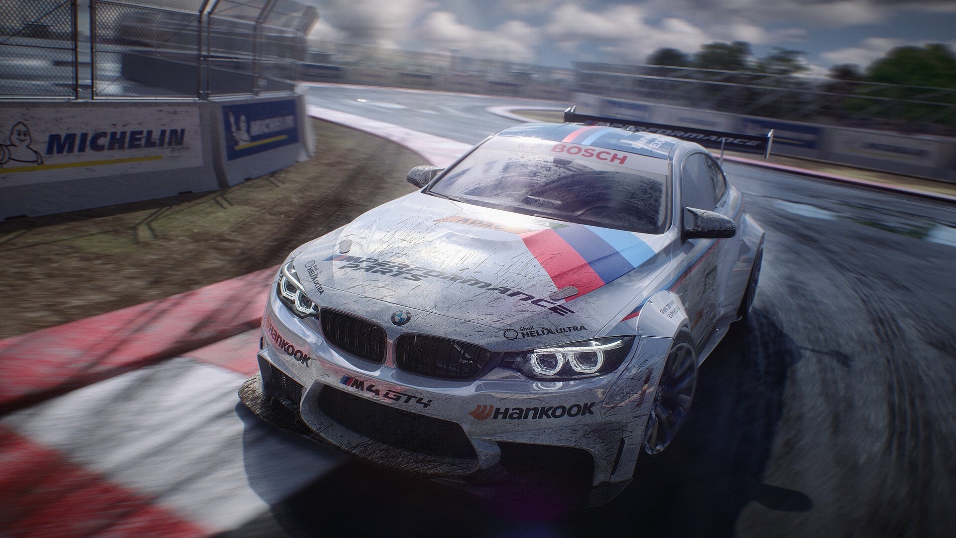 摩洛哥骑手阿米尔·本·哈桑在2024年巴黎奥运会三项赛中以“Courage”马匹获得第20名，表现出色。